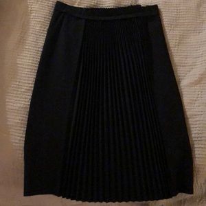 Elie Tahahiri black pleated skirt